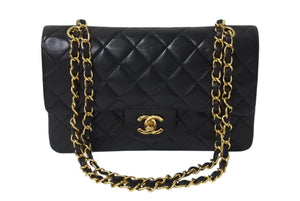 極美品 CHANEL シャネル マトラッセ23 Wフラップ Wチェーンショルダーバッグ 3番台 ラムスキン ココマーク ブラック ゴールド金具 中古 4b002134