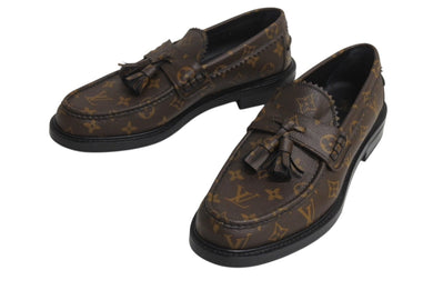 極美品 LOUIS VUITTON ルイヴィトン NIGO モノグラムタッセルローファー 1A7YGN ヴォルテールライン モノグラムキャンバスブラウン 中古 4b002181