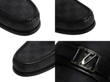 Load image into Gallery viewer, 極美品 LOUIS VUITTON ルイヴィトン ダミエグラフィットローファー 1A4OL4 レザー ブラック グレー サイズ9 中古 4b002184