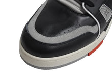 Load image into Gallery viewer, 極美品 LOUIS VUITTON ルイヴィトン LVトレイナー ハイカットスニーカー ヴァージル期 1A54IS ブラック グレー サイズ9 中古 4b002188