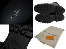 Load image into Gallery viewer, 新品同様 LOUIS VUITTON ルイヴィトン オーベルカンフライン モノグラム レザーブーツ ブラック サイズ9.5 中古 4b002190