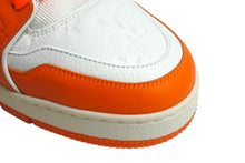 Load image into Gallery viewer, 新品同様 LOUIS VUITTON ルイヴィトン LVトレイナー ローカットスニーカー FD0231 レザー ヴァージル期 ホワイト オレンジ サイズ9 中古 4b002195