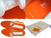 Load image into Gallery viewer, 新品同様 LOUIS VUITTON ルイヴィトン LVトレイナー ローカットスニーカー FD0231 レザー ヴァージル期 ホワイト オレンジ サイズ9 中古 4b002195