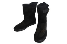 Load image into Gallery viewer, 新品同様 LOUIS VUITTON ルイヴィトン NIGO コージーライン ムートンボアブーツ BM0250 ブラック ブラウン サイズ9.5 中古 4b002197