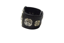 Load image into Gallery viewer, WWE ワールドレスリングエンターテインメント ECW CHAMPION ブレスレット チャンピオン プロレス オフィシャル 良品 中古 4b002741