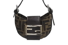 Load image into Gallery viewer, FENDI フェンディ マンマバケット ミニクロワッサン ハンドバッグ 26673 キャンバス レザー ブラウン ズッカ柄 美品 中古 4b003398