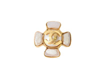Load image into Gallery viewer, CHANEL シャネル ヴィンテージ イヤリング ココマーク パール ゴールド ロゴ 95P 美品 中古 41789