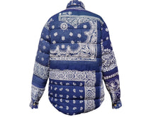 Load image into Gallery viewer, VISVIM ビズビム KERCHIEF DOWN JKT 限定ICT ヴィンテージバンダナパッチワークダウンジャケット ブルー サイズS 美品 中古 44140