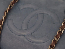 Load image into Gallery viewer, CHANEL シャネル インザミックス ココマーク 2WAYショルダーバッグ 14番台 ブルー ブラウン シルバー金具 良品 中古 45958