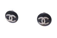 Load image into Gallery viewer, CHANEL シャネル ココマーク イヤリング 黒丸 両耳 アクセサリー 装飾品 ラインストーン 4.7g 96A 美品 中古 46228