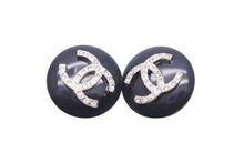 Load image into Gallery viewer, CHANEL シャネル ココマーク イヤリング 黒丸 両耳 アクセサリー 装飾品 ラインストーン 4.7g 96A 美品 中古 46228