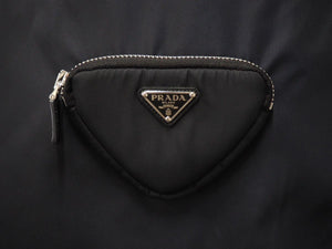 PRADA プラダ RE-NYLON ノースリーブ ワンピース ナイロン ブラック ポーチ付き 2306621WQ8F0002 サイズ36 中古 46460