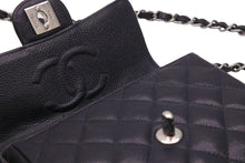 Load image into Gallery viewer, 極美品 CHANEL シャネル ミニマトラッセ ネイビー キャビアスキン 9番台 ラムスキン ショルダーバッグ 中古 47128