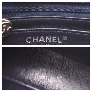極美品 CHANEL シャネル ミニマトラッセ ネイビー キャビアスキン 9番台 ラムスキン ショルダーバッグ 中古 47128