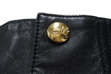 Load image into Gallery viewer, CELINE セリーヌ ジャンボジーンズ ボトムス パンツ 21-22AW 2G263280D ラムスキン ブラック ゴールド金具 26 美品 中古 47142