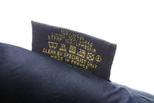 Load image into Gallery viewer, LOUIS VUITTON ルイヴィトン FRAGMENT フラグメント パリストーキョーワッペンベレー帽 M73748 17SS ブラック 美品 中古 48455