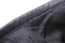Load image into Gallery viewer, LOUIS VUITTON ルイヴィトン FRAGMENT フラグメント パリストーキョーワッペンベレー帽 M73748 17SS ブラック 美品 中古 48455