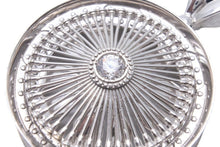 Load image into Gallery viewer, AVALANCHE アヴァランチ タイヤ ラインストーン ネックレス ペンダントトップ K10 シルバー 36g 美品 中古 49024