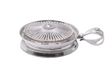 Load image into Gallery viewer, AVALANCHE アヴァランチ タイヤ ラインストーン ネックレス ペンダントトップ K10 シルバー 36g 美品 中古 49024