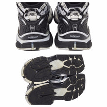 Load image into Gallery viewer, BALENCIAGA バレンシアガ RUNNER ランナー HIGHTOP スニーカー ミドルカット ブラック ホワイト 26.5cm 美品 中古 49150