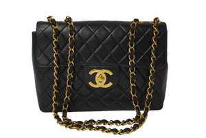 CHANEL シャネル マトラッセチェーンショルダー30 斜め掛けバッグ ラムスキン 4番台 ブラック ゴールド金具 美品 中古 49707
