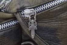 Load image into Gallery viewer, CHROME HEARTS クロムハーツ ショルダーバッグ スナットパック 迷彩 ウエストポーチ ボディーバッグ 良品 中古 49726