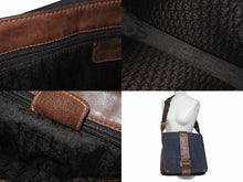 Load image into Gallery viewer, Christian Dior クリスチャンディオール ストリートシック ショルダーバッグ BM-0052 デニム レザー ガリアーノ期 美品 中古 4b002850
