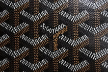 Load image into Gallery viewer, 新品未使用 GOYARD ゴヤール ポーチ ヴァンドーム コスメティックポーチ ブラウン シルバー金具 中古 4b003702