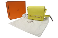 Load image into Gallery viewer, 新品同様 HERMES エルメス ショルダーバッグ サックロウリスミニ ヴォーガリバー イエロー ゴールド金具 Y刻印 4b004820
