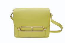Load image into Gallery viewer, 新品同様 HERMES エルメス ショルダーバッグ サックロウリスミニ ヴォーガリバー イエロー ゴールド金具 Y刻印 4b004820