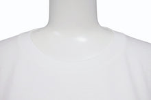 Load image into Gallery viewer, 新品未使用品 UNIQLO ユニクロ ｘ KAWS カウズ コラボ 半袖Tシャツ ホワイト サイズ XL 中古 4b005647