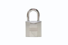 Load image into Gallery viewer, 新品未使用 HERMES エルメス クロシェット カデナ キーリング スイフトパールグレー 中古 4b006285