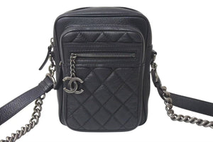 極美品 CHANEL シャネル ショルダーバッグ マトラッセ チェーンショルダー 22番台 ブラック レザー ガンメタリック金具 中古 4C073564