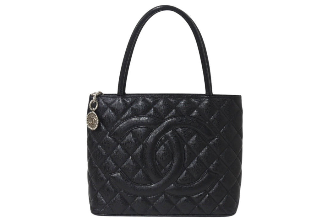極美品 CHANEL シャネル 復刻トートバッグ ハンドバッグ 7番台 キャビアスキン ブラック ココマーク ロゴ 鞄 シルバー金具 中古 4c075959