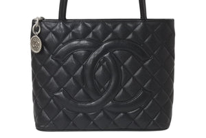 極美品 CHANEL シャネル 復刻トートバッグ ハンドバッグ 7番台 キャビアスキン ブラック ココマーク ロゴ 鞄 シルバー金具 中古 4c075959
