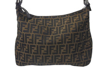 Load image into Gallery viewer, FENDI フェンディ ズッカ柄 ショルダーバッグ キャンバス レザー ブラウン シルバー金具 美品 中古 4c076004