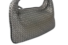 Load image into Gallery viewer, BOTTEGA VENETA ボッテガヴェネタ ホーボー イントレチャート ワンショルダーバッグ 115653 メタリックゴールド 美品 中古 4c076250