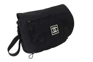極美品 CHANEL シャネル スポーツライン ショルダーバッグ 8番台 ココマーク パッチ ナイロン ブラック シルバー金具 中古 4b001022