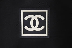 極美品 CHANEL シャネル スポーツライン ショルダーバッグ 8番台 ココマーク パッチ ナイロン ブラック シルバー金具 中古 4b001022