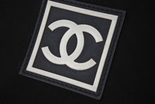 Load image into Gallery viewer, 極美品 CHANEL シャネル スポーツライン ショルダーバッグ 8番台 ココマーク パッチ ナイロン ブラック シルバー金具 中古 4b001022