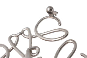 極美品 LOEWE ロエベ アナグラム ブローチ メタル ゴールド アクセサリー ロゴ 111.25.020 中古 4b000036