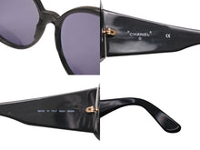 Load image into Gallery viewer, CHANEL シャネル ココマーク サングラス メガネ 0524194305 プラスチック ブラック ゴールド金具 美品 中古 4b000054