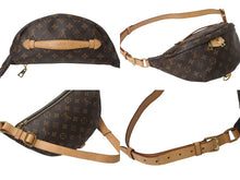画像をギャラリービューアに読み込む, 極美品 LOUIS VUITTON ルイヴィトン ボディバッグ M43644 バムバッグ ブラウン モノグラムキャンバス ブラウン ゴールド金具 中古 4b000061