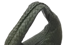 Load image into Gallery viewer, 極美品 BOTTEGA VENETA ボッテガヴェネタ イントレチャート ホーボー ワンショルダーバッグ B06737234B レザー グリーン 中古 4b000064