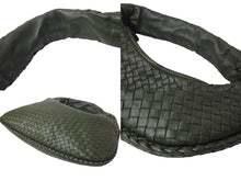 Load image into Gallery viewer, 極美品 BOTTEGA VENETA ボッテガヴェネタ イントレチャート ホーボー ワンショルダーバッグ B06737234B レザー グリーン 中古 4b000064