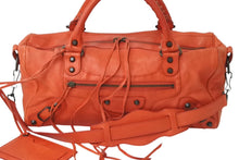 Load image into Gallery viewer, BALENCIAGA バレンシアガ ザ シティ 2WAYバッグ ショルダーバッグ ハンドバッグ 103208 ベージュ レザー 美品 中古 4b000074