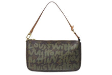 Load image into Gallery viewer, LOUIS VUITTON ルイヴィトン ポシェットアクセソワールモノグラムグラフィティ M92191 ハンドバッグ カーキ 美品 中古 4b000109