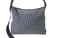 Load image into Gallery viewer, Christian Dior クリスチャンディオール トロッター柄 ショルダーバッグ ネイビー キャンバス 美品 中古 4b000167
