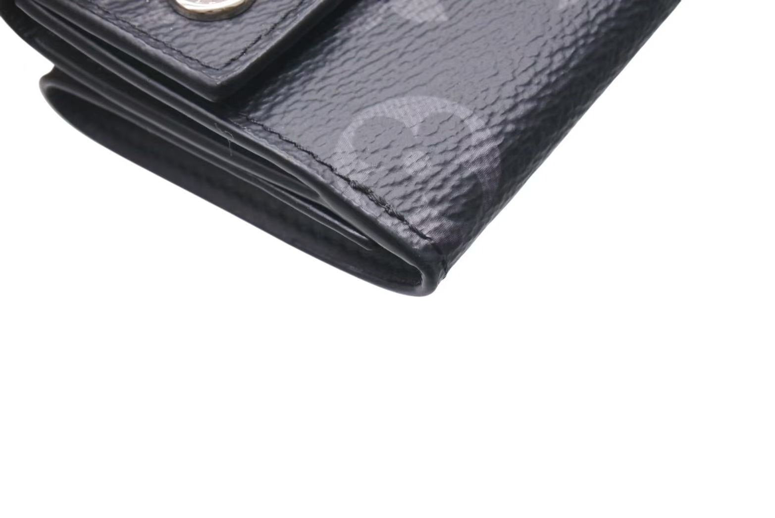 極美品 LOUIS VUITTON ルイヴィトン ディスカバリーコンパクト