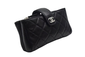 極美品 CHANEL シャネル ポーチ コインケース A48227 キルティング ココマーク ブラック シルバー金具 中古 4b000194